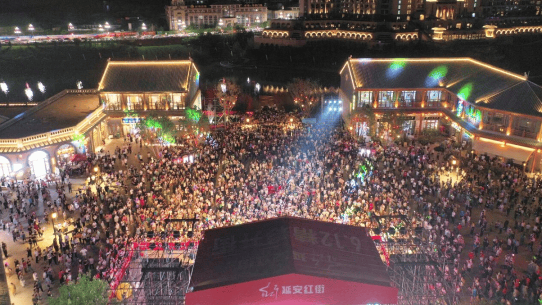 之道：72个情绪价值营造标杆案例不朽情缘平台网站旅游餐饮场景破局(图5)