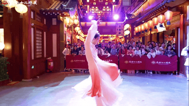 之道：72个情绪价值营造标杆案例不朽情缘平台网站旅游餐饮场景破局(图73)