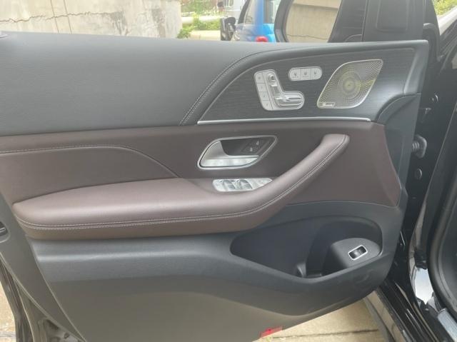 50D柴油版GLS最新价格90来万起售mg不朽情缘游戏网站24款奔驰GLS3(图3)